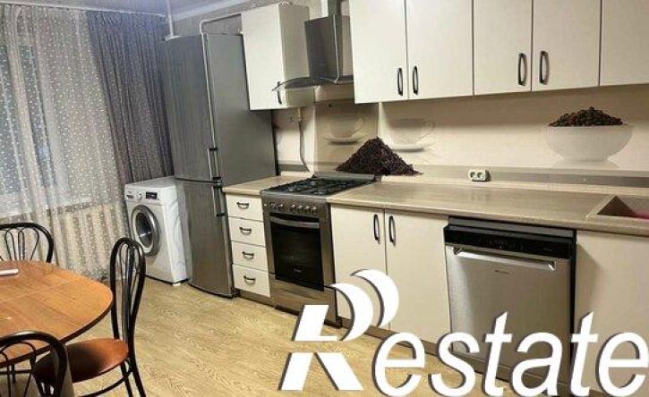 3-комн квартира улица Красных Партизан, 79,  д. 79