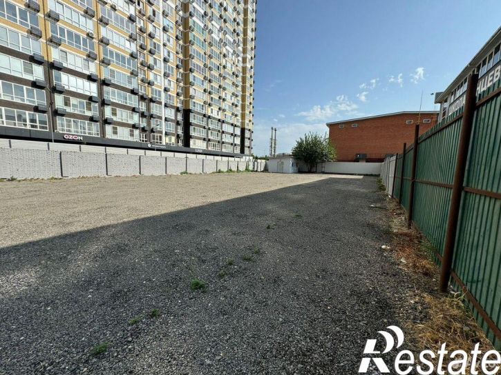 Отдельное здание Сормовская улица, 1/7,  д. 1/7