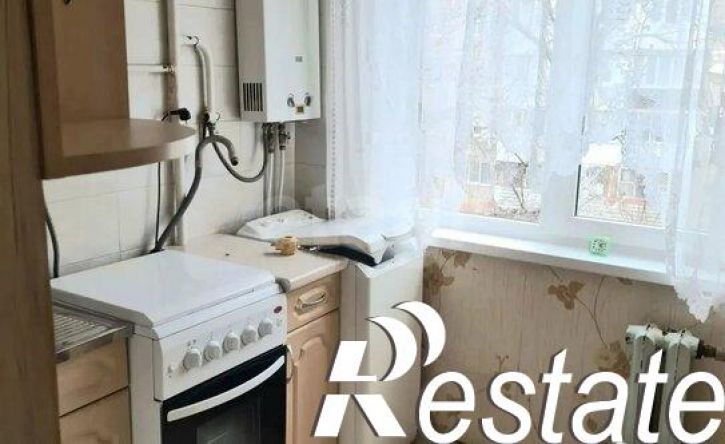 2-комн квартира улица Селезнёва, 90,  д. 90