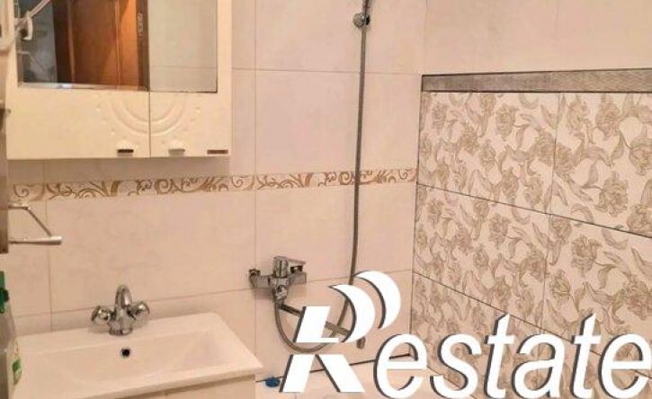 2-комн квартира улица Селезнёва, 90,  д. 90