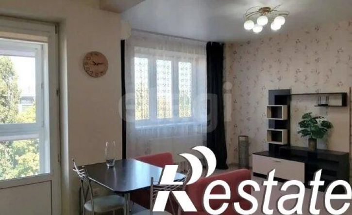1-комн квартира улица Коммунаров, 270,  д. 270