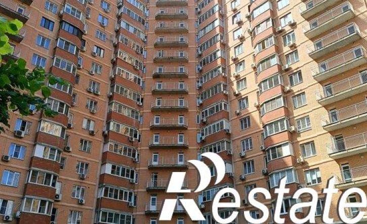 4-комн квартира Гаражная улица, 67,  д. 67
