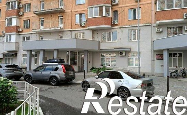 4-комн квартира Гаражная улица, 67,  д. 67