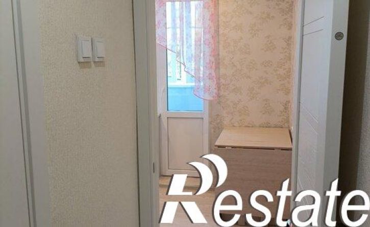 2-комн квартира улица 40 лет Победы, 87,  д. 87