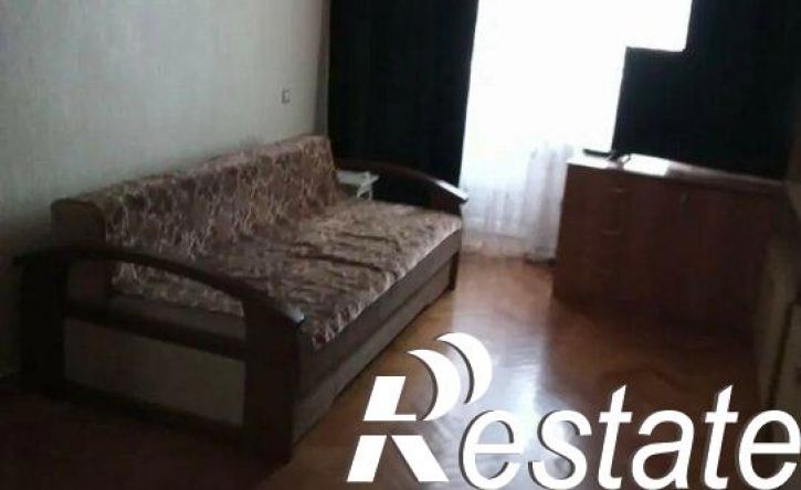 2-комн квартира улица Вишняковой, 69,  д. 69