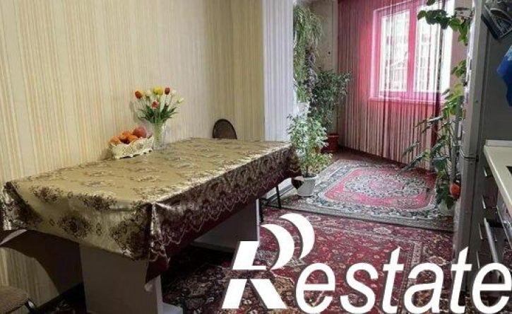 2-комн квартира проспект Чекистов, 33/1,  д. 33/1
