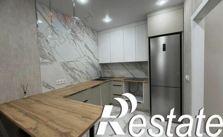 2-комн квартира улица Снесарева, 10 к2,  д. 10 к2