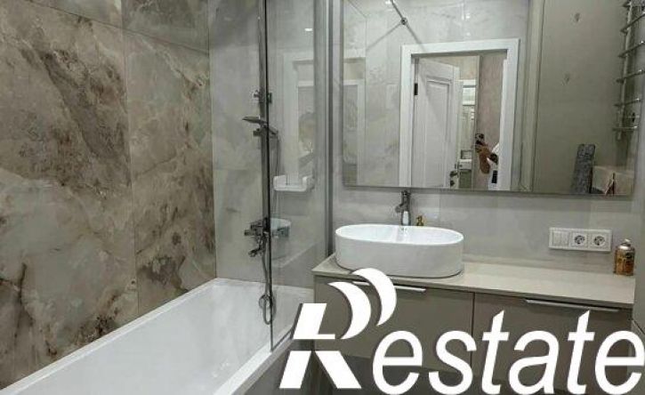 2-комн квартира улица Снесарева, 10 к2,  д. 10 к2