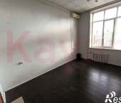офис 14.3 кв м, этаж 6/7 Красная ул.