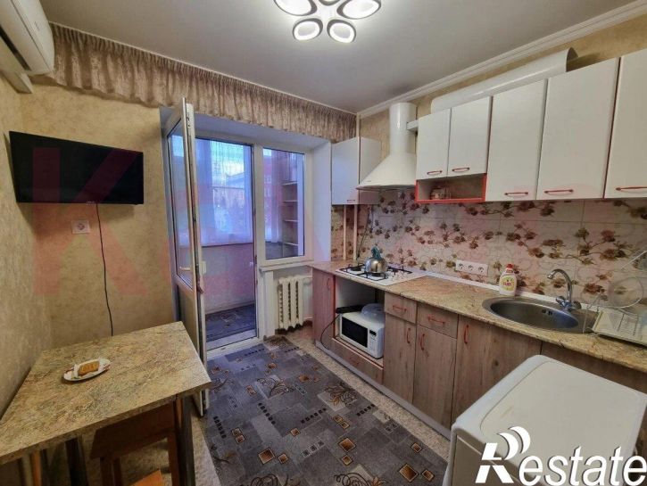 2-комн квартира Красная ул.