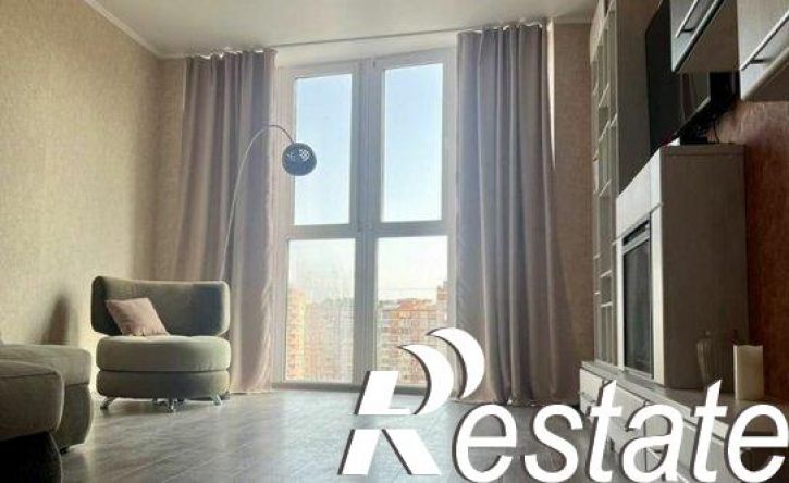 2-комн квартира улица Архитектора Петина, 18/3,  д. 18/3