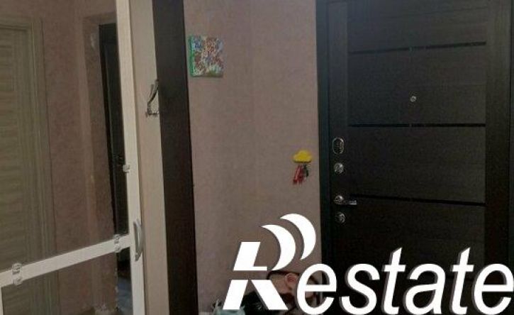 3-комн квартира проспект Чекистов, 16,  д. 16