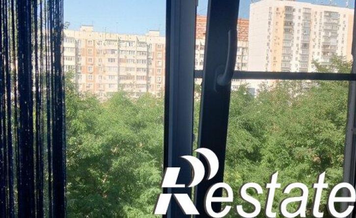 3-комн квартира проспект Чекистов, 16,  д. 16