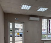 торговое помещение 98.2 кв м улица Селезнёва, 2/3