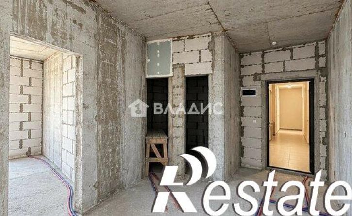 2-комн квартира Уральская улица, 100,  д. 100