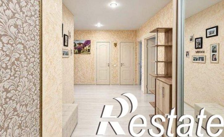 3-комн квартира улица Цезаря Куникова, 35,  д. 35