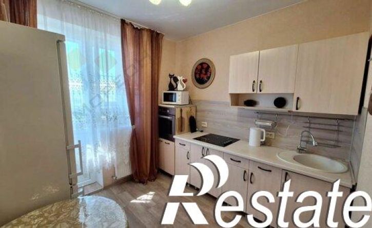 1-комн квартира улица Лётчика Позднякова, 2,  д. 2