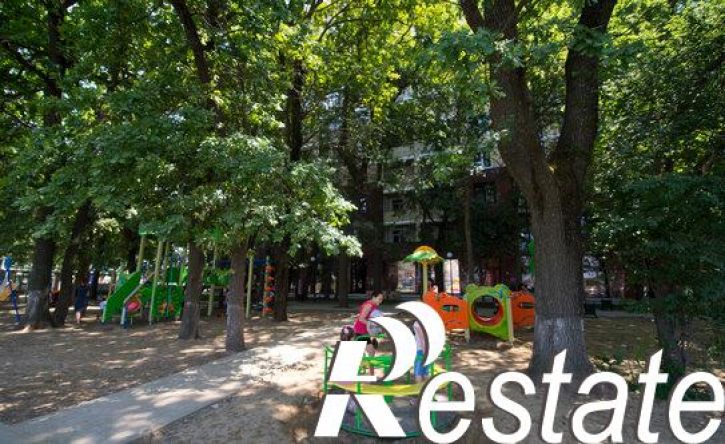 3-комн квартира улица Героев-Разведчиков, 48,  д. 48