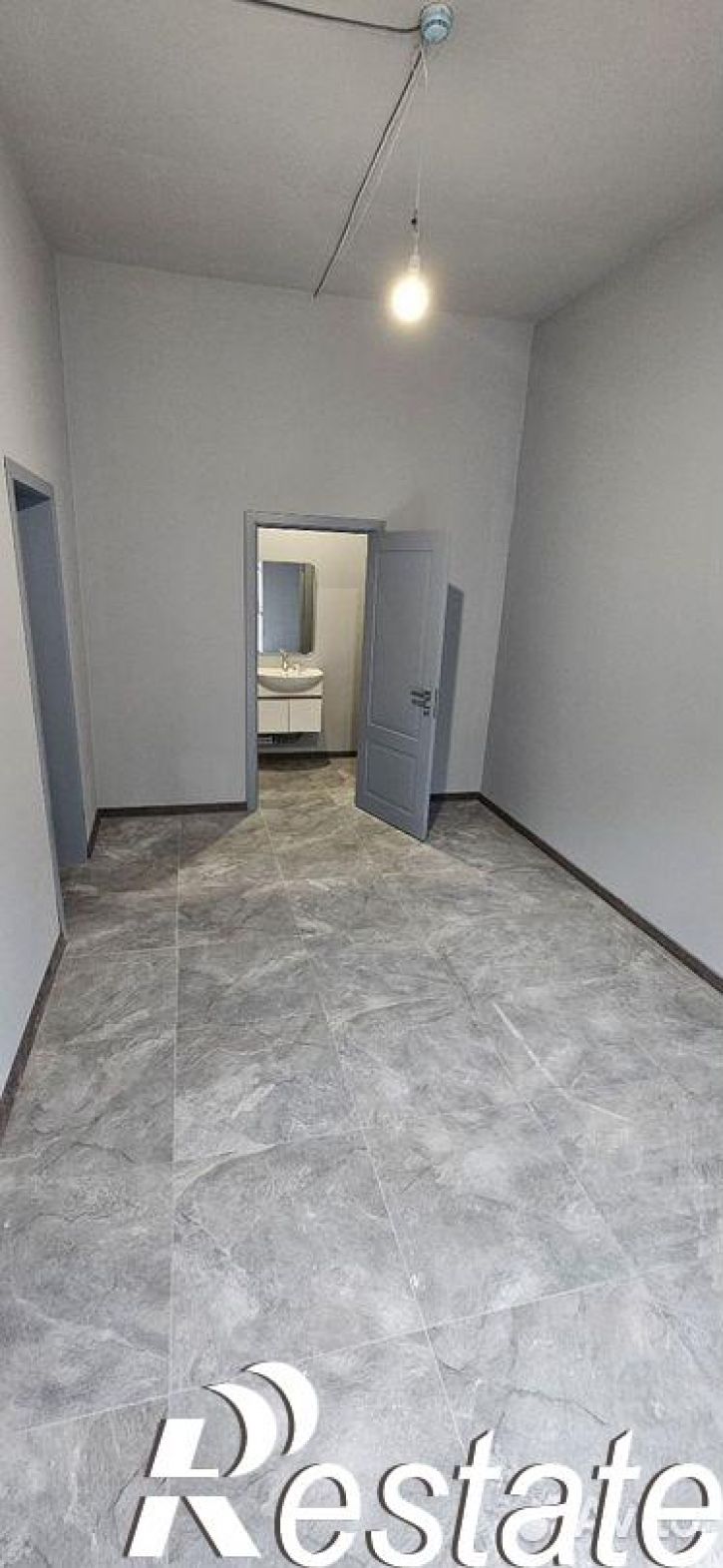 Торговое помещение улица Лётчика Позднякова, 2 к14,  д. 2 к14
