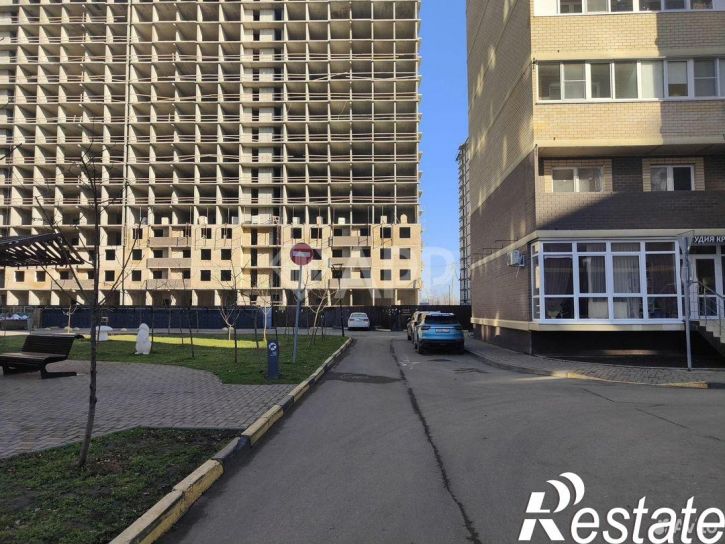 Торговое помещение улица Лётчика Позднякова, 2 к4,  д. 2 к4