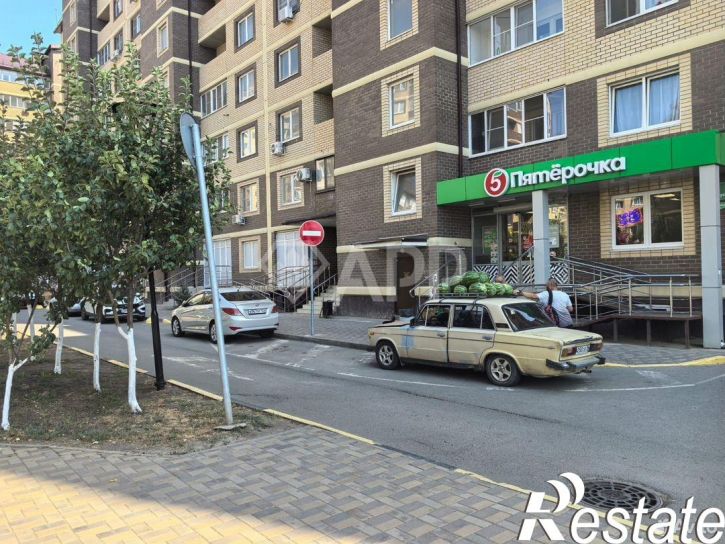 Торговое помещение улица Лётчика Позднякова, 2 к4,  д. 2 к4