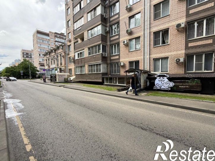 Торговое помещение Восточно-Кругликовская улица, 94,  д. 94
