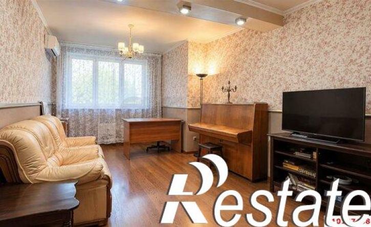 3-комн квартира улица Яна Полуяна, 51/1,  д. 51/1