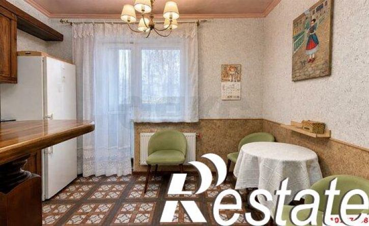 3-комн квартира улица Яна Полуяна, 51/1,  д. 51/1