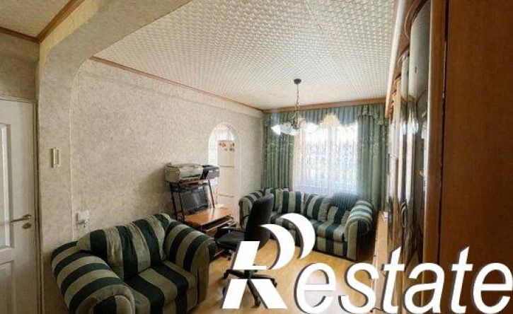 3-комн квартира проспект Чекистов, 8,  д. 8