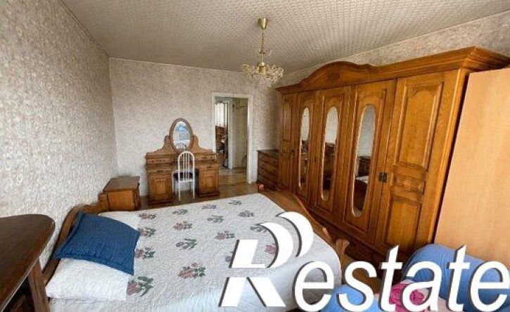 3-комн квартира проспект Чекистов, 8,  д. 8