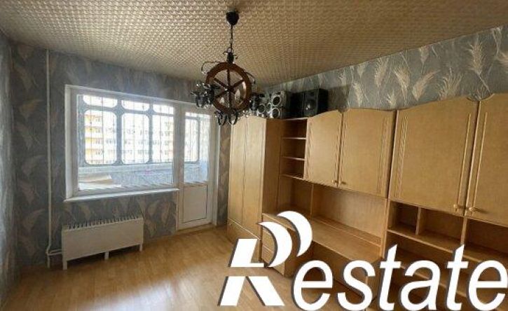 3-комн квартира проспект Чекистов, 8,  д. 8