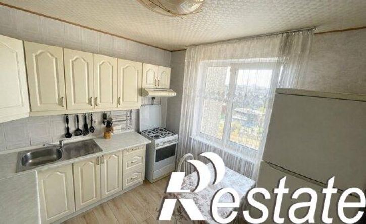 3-комн квартира проспект Чекистов, 8,  д. 8