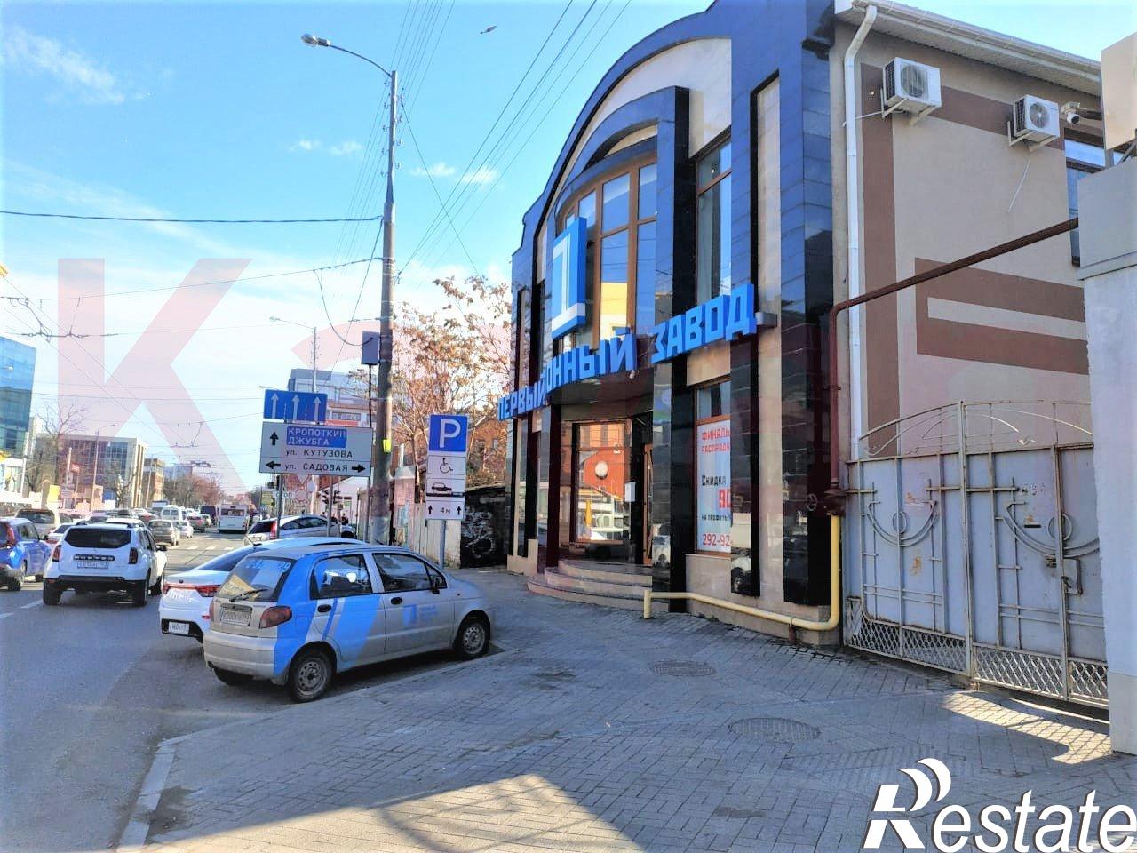 Сдать торговое помещение за 400 000 рублей на Северная ул.