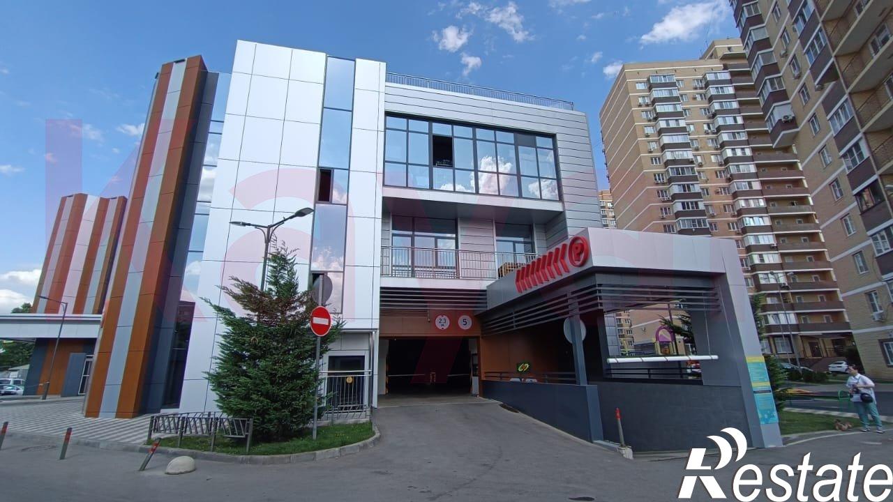 Сдать торговое помещение за 800 000 рублей на Уральская ул