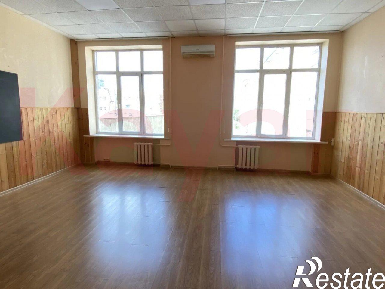 Сдать офис, помещение под офис за 52 080 рублей на Красная ул.