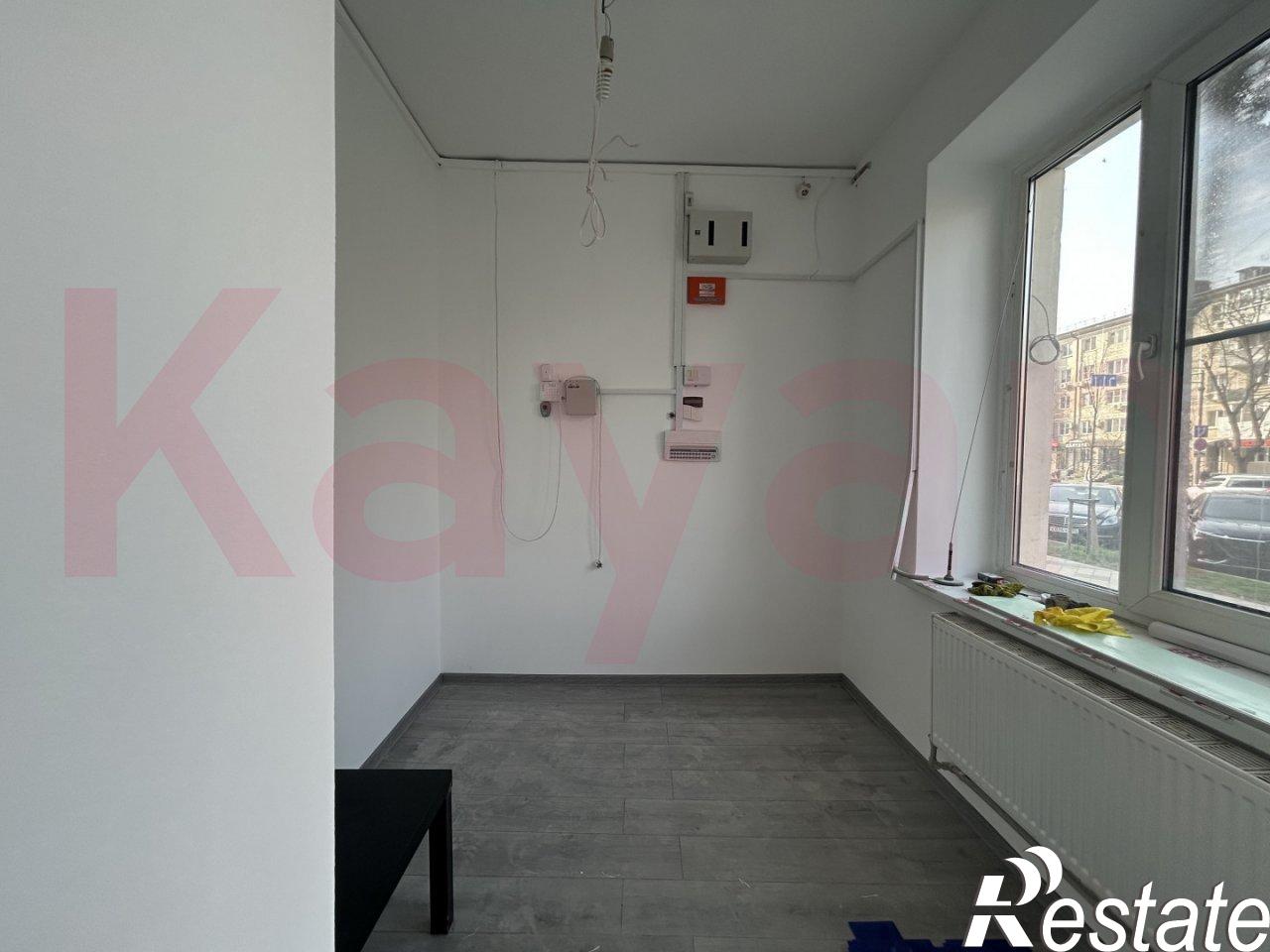 Сдать офис, помещение под офис за 475 500 рублей на Зиповская ул.