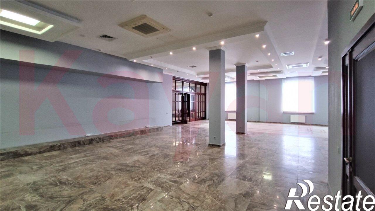 Сдать офис, помещение под офис за 425 810 рублей на Дзержинского ул.