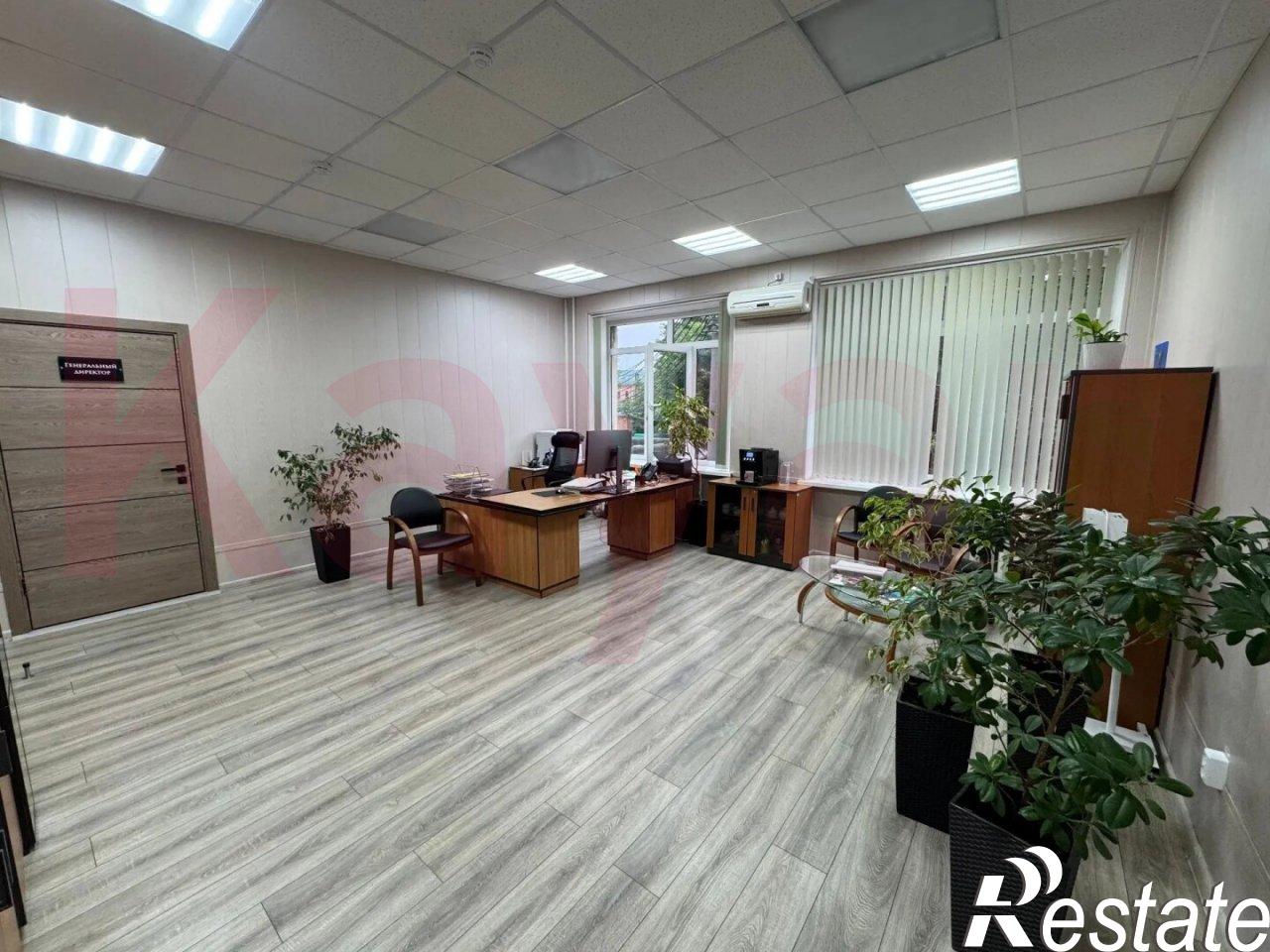 Сдать офис, помещение под офис за 750 000 рублей на Рашпилевская ул.