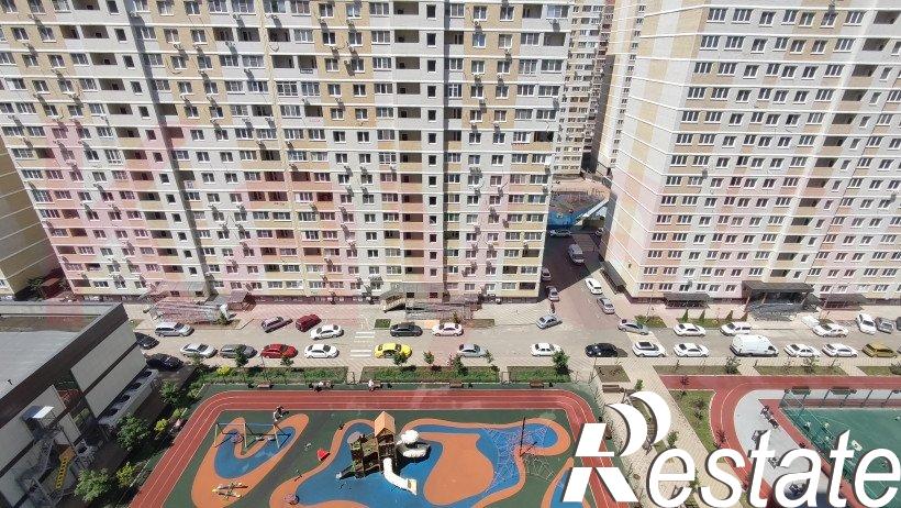Купить студию за 2 730 000 рублей на Заполярная ул.