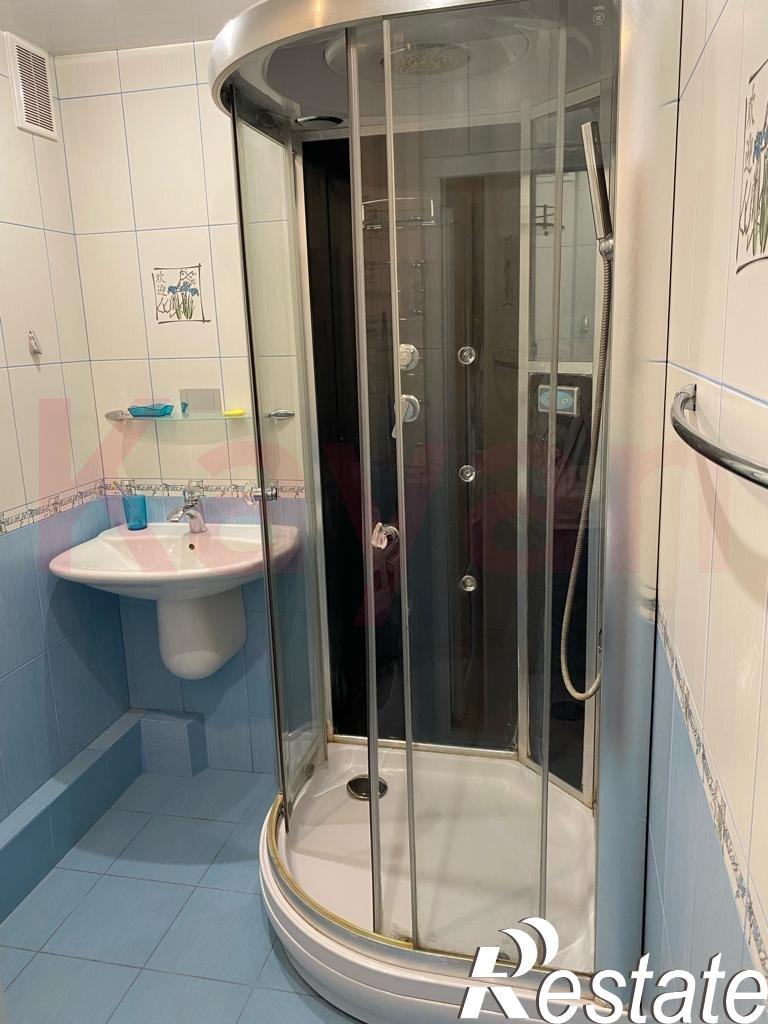 Купить квартиру за 12 300 000 рублей на Чекистов проспект