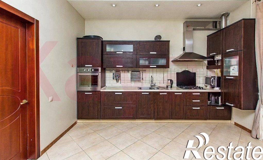 Купить дачу, дом, коттедж за 36 000 000 рублей на им. Серёгина Д.А. ул.