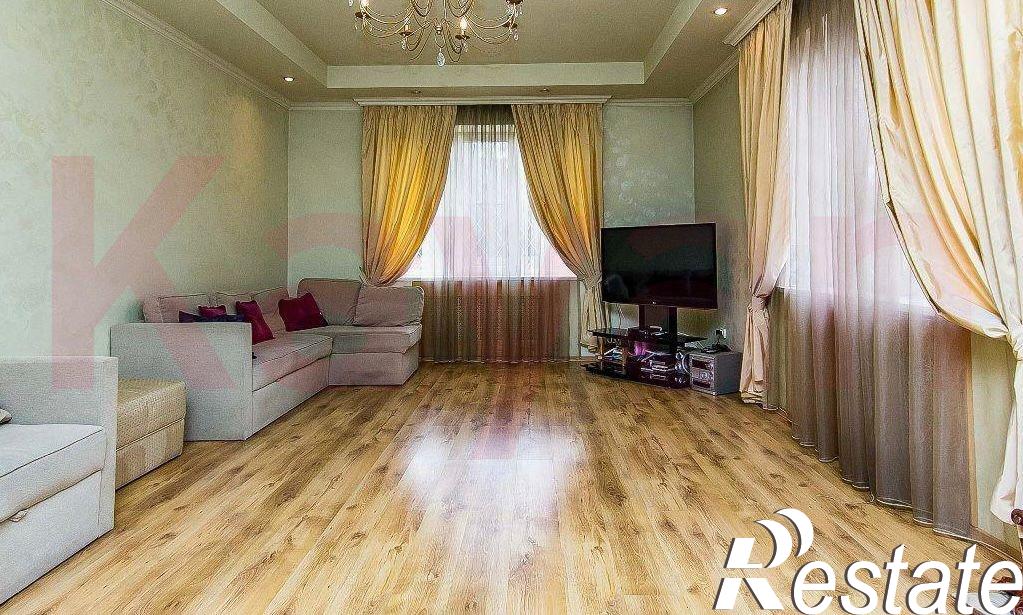 Купить дачу, дом, коттедж за 36 000 000 рублей на им. Серёгина Д.А. ул.