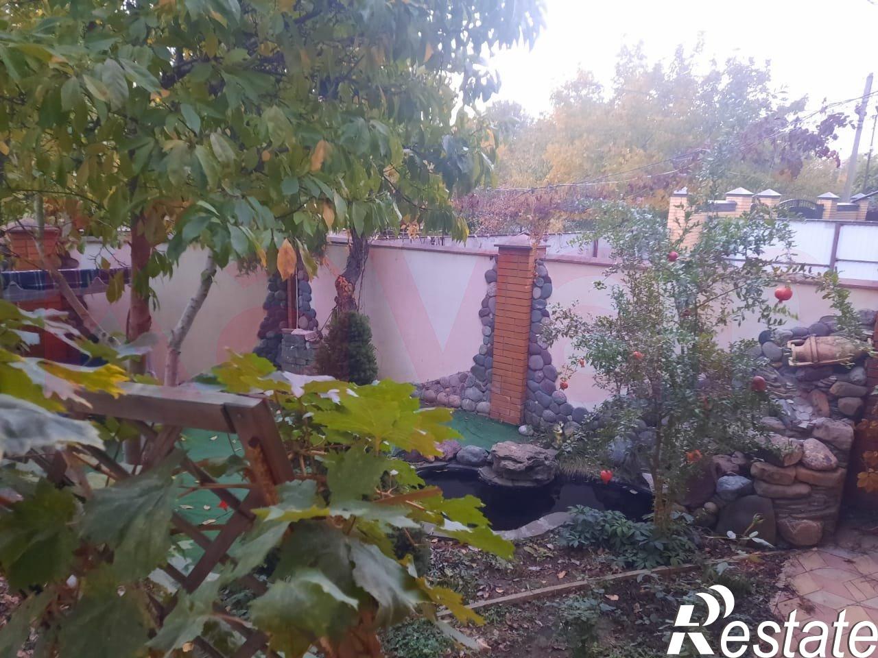 Купить дачу, дом, коттедж за 27 000 000 рублей на Красных Партизан ул.