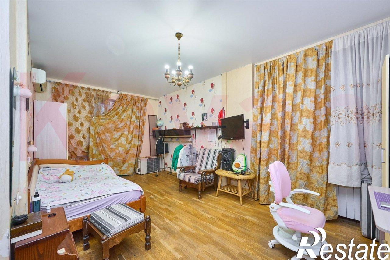 Купить квартиру за 29 990 000 рублей на Красная ул.