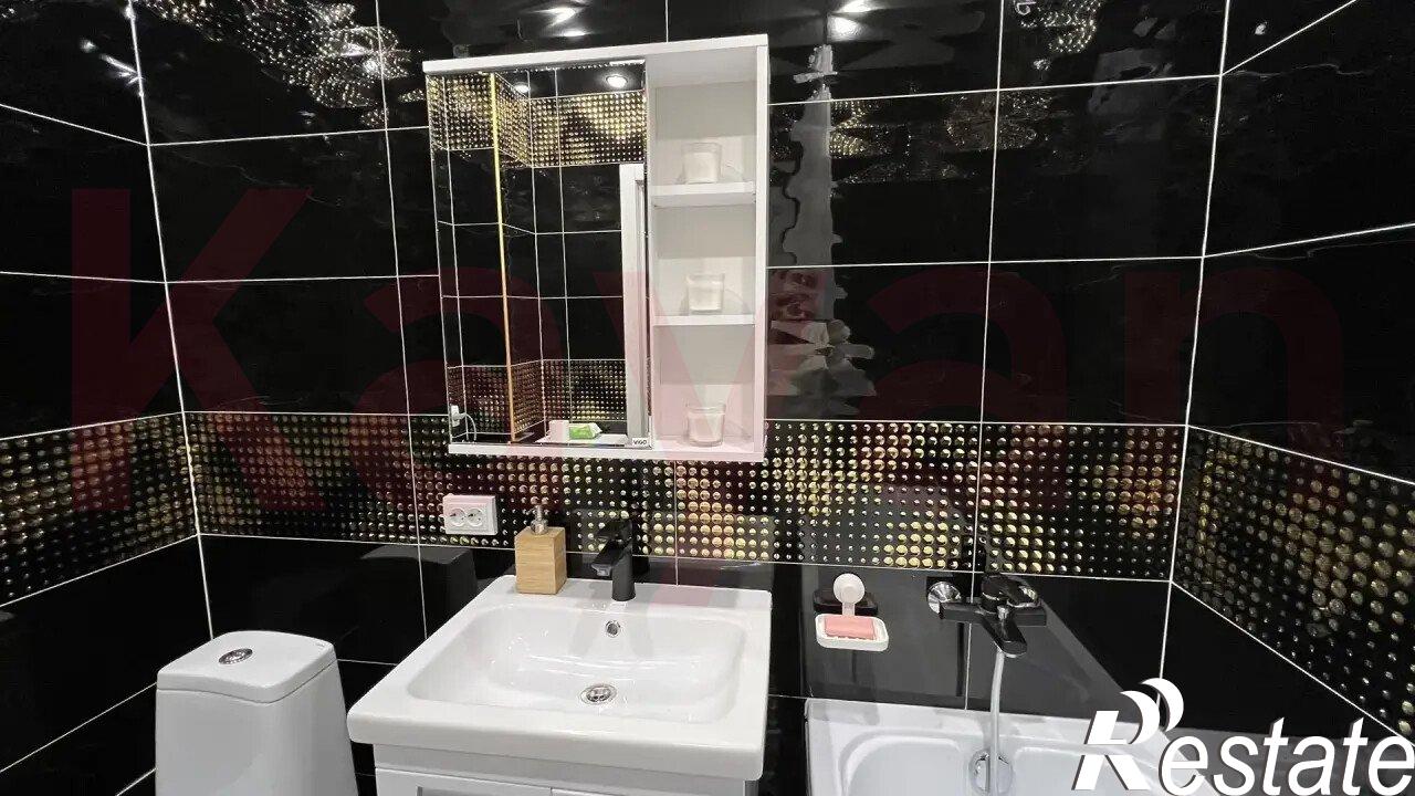 Купить студию за 5 000 000 рублей на Конгрессная ул.