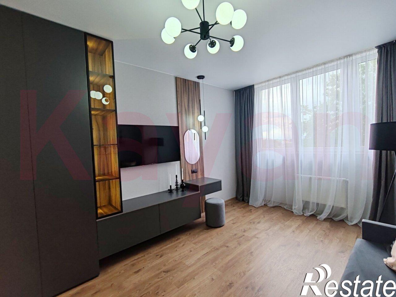 Купить квартиру за 7 500 000 рублей на Уральская ул.