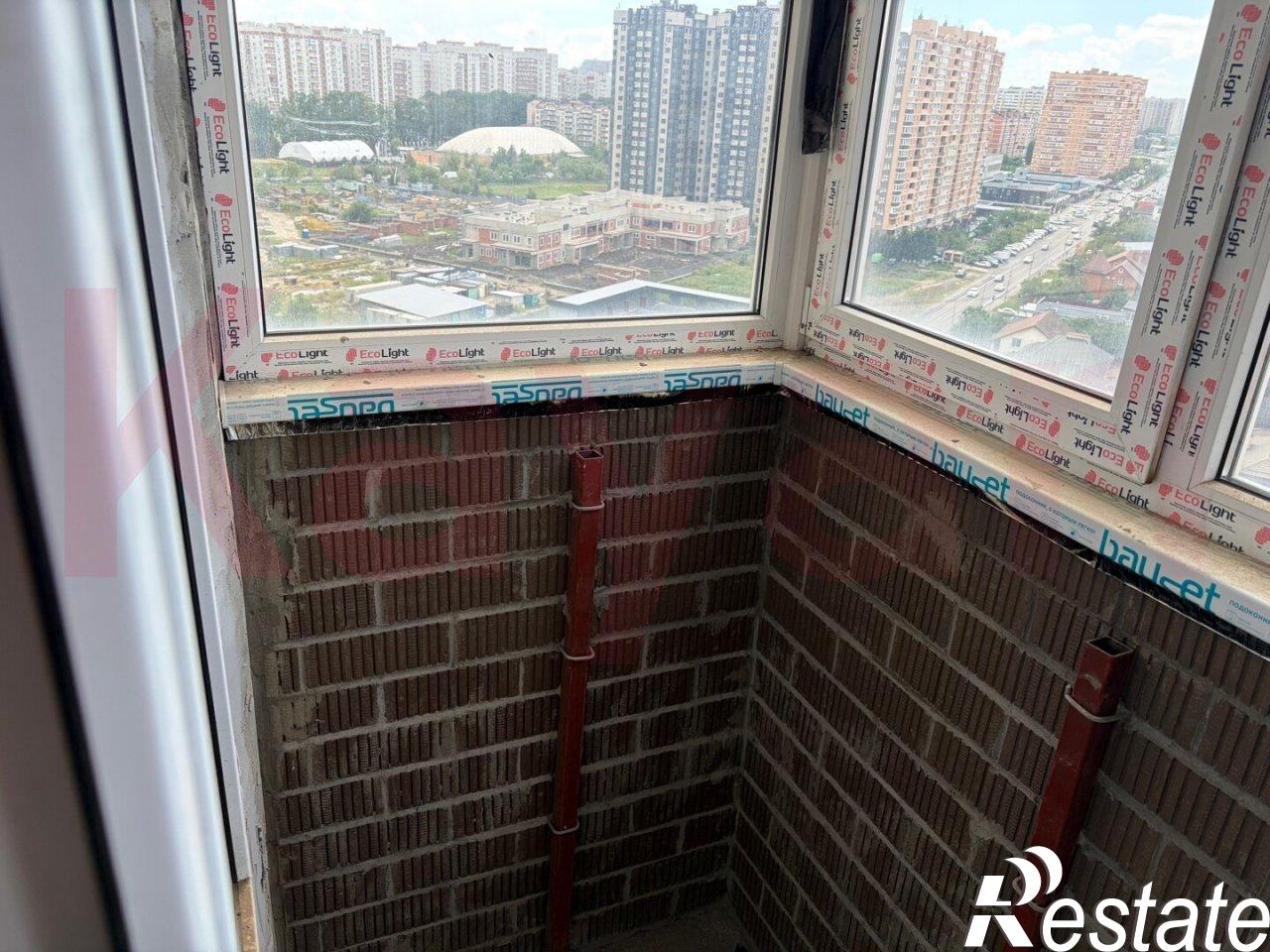 Купить квартиру за 7 650 000 рублей на Домбайская ул.