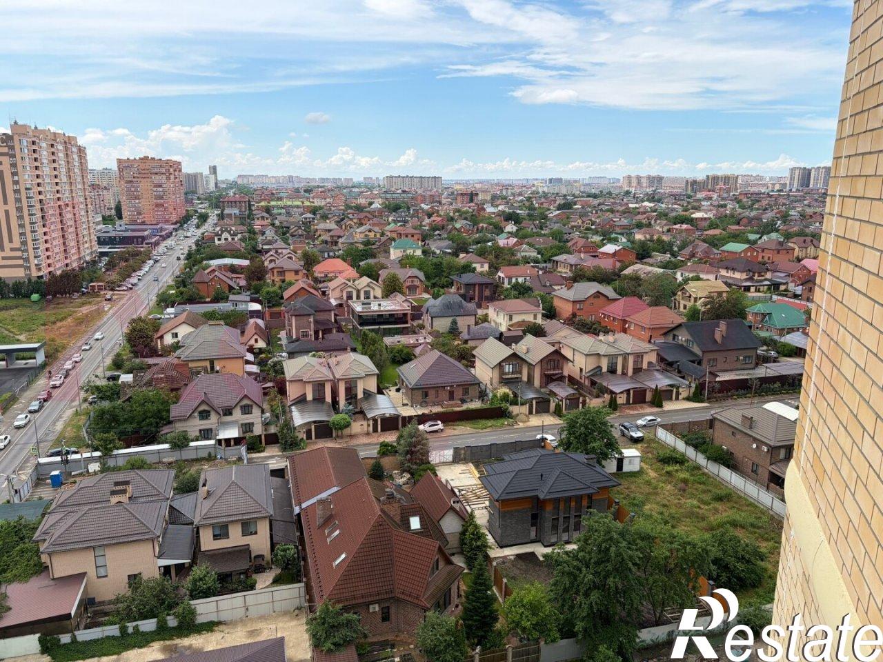 Купить квартиру за 7 650 000 рублей на Домбайская ул.