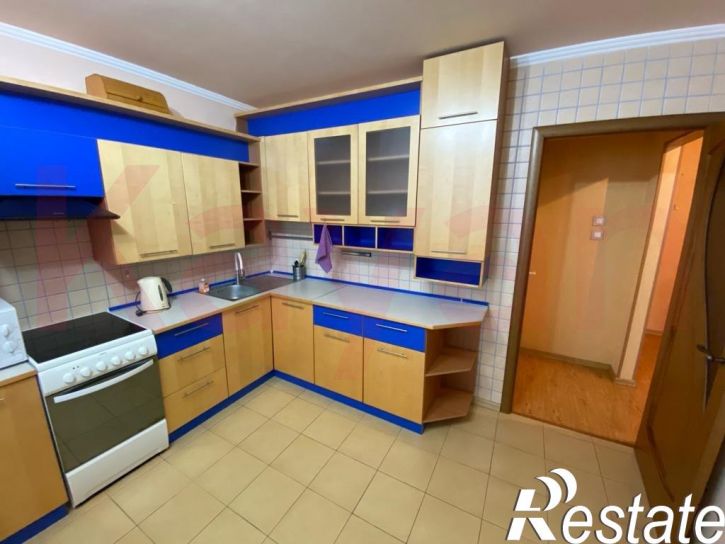 2-комн квартира Чекистов проспект