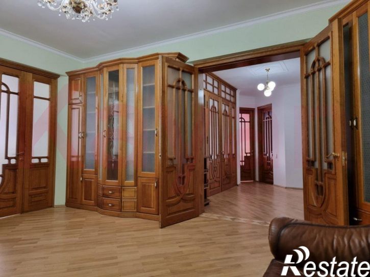 2-комн квартира Старокубанская ул.